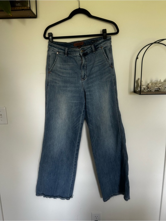 Judy Blue Denim - Judy Blue Retro Wide Leg Lightly Distressed Raw Hem Denim Blue Jeans Size 13/31